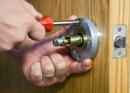Miami Express Locksmith Miami, FL 305-507-0147 - 29-13